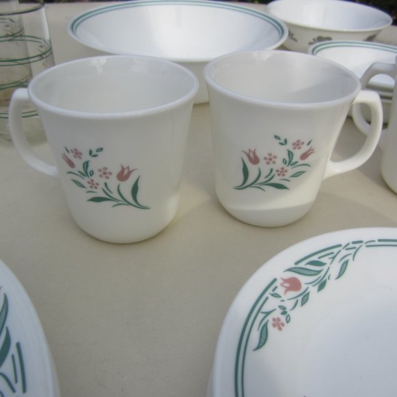 VTG 80'S CORELLE BY CORNING ROSEMARIE PATTERN 39 PIECES, DINNERWARE - Picture 8 of 16